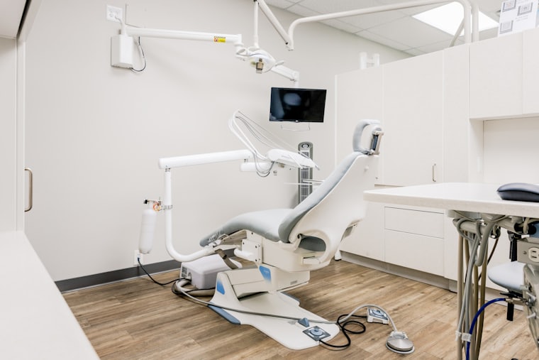 A modern surgery prepared for an aligner fitting